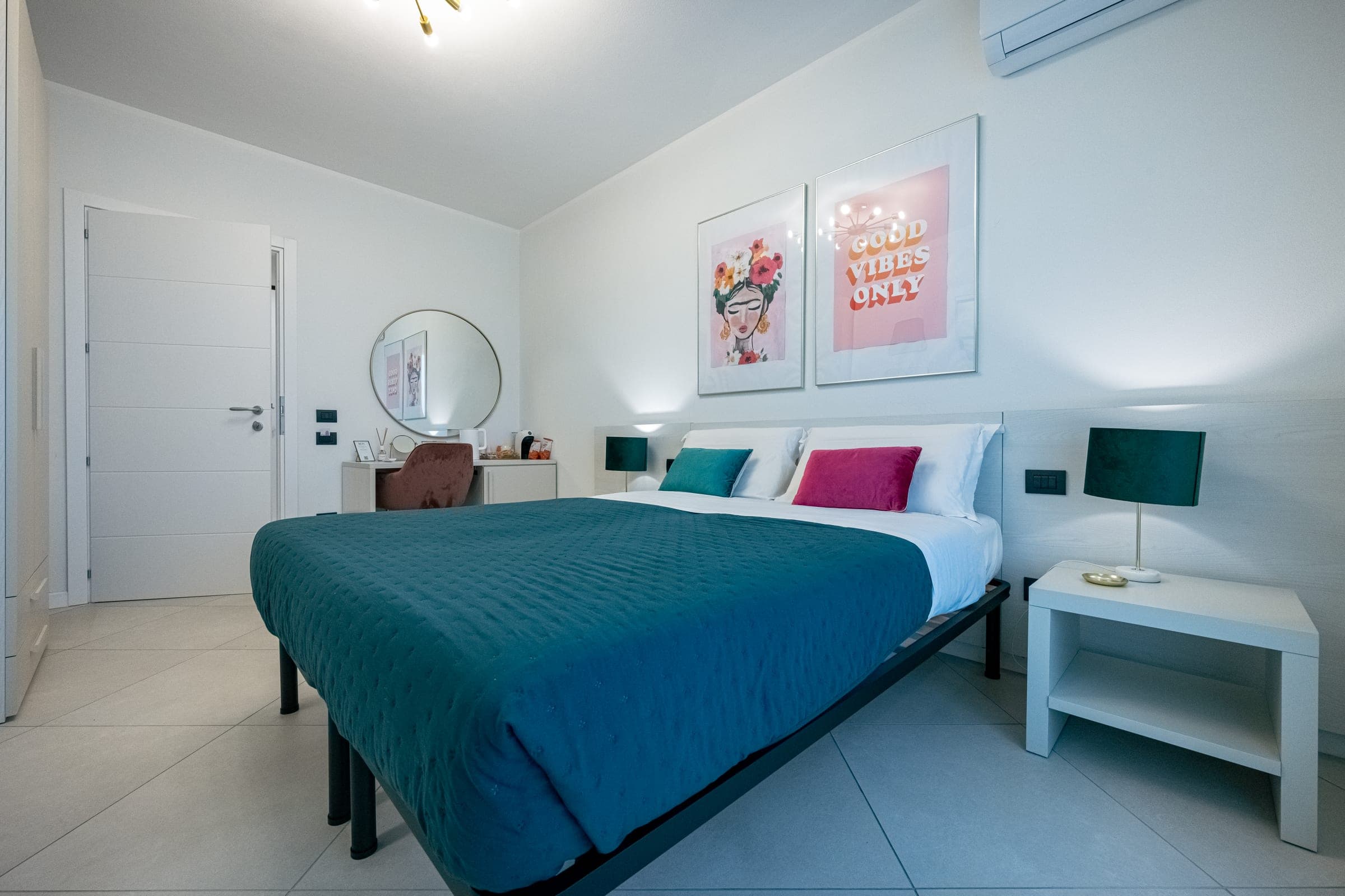 Double Room thumbnail 11
