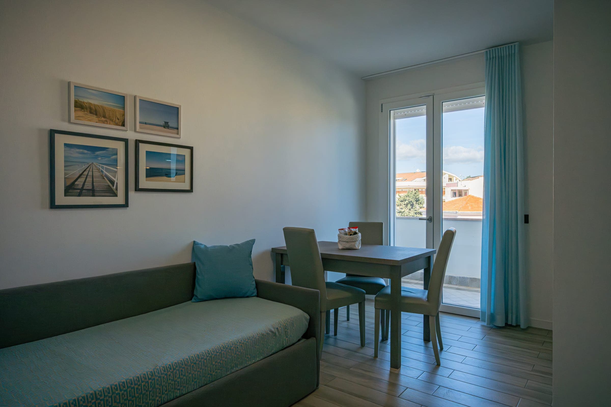 Standard Two-Bedroom thumbnail 2