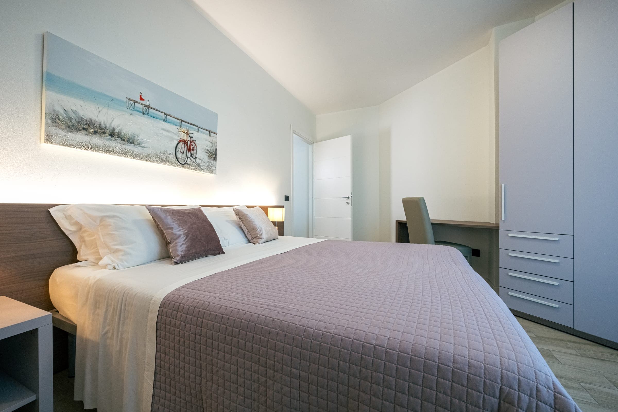 Standard Two-Bedroom thumbnail 16