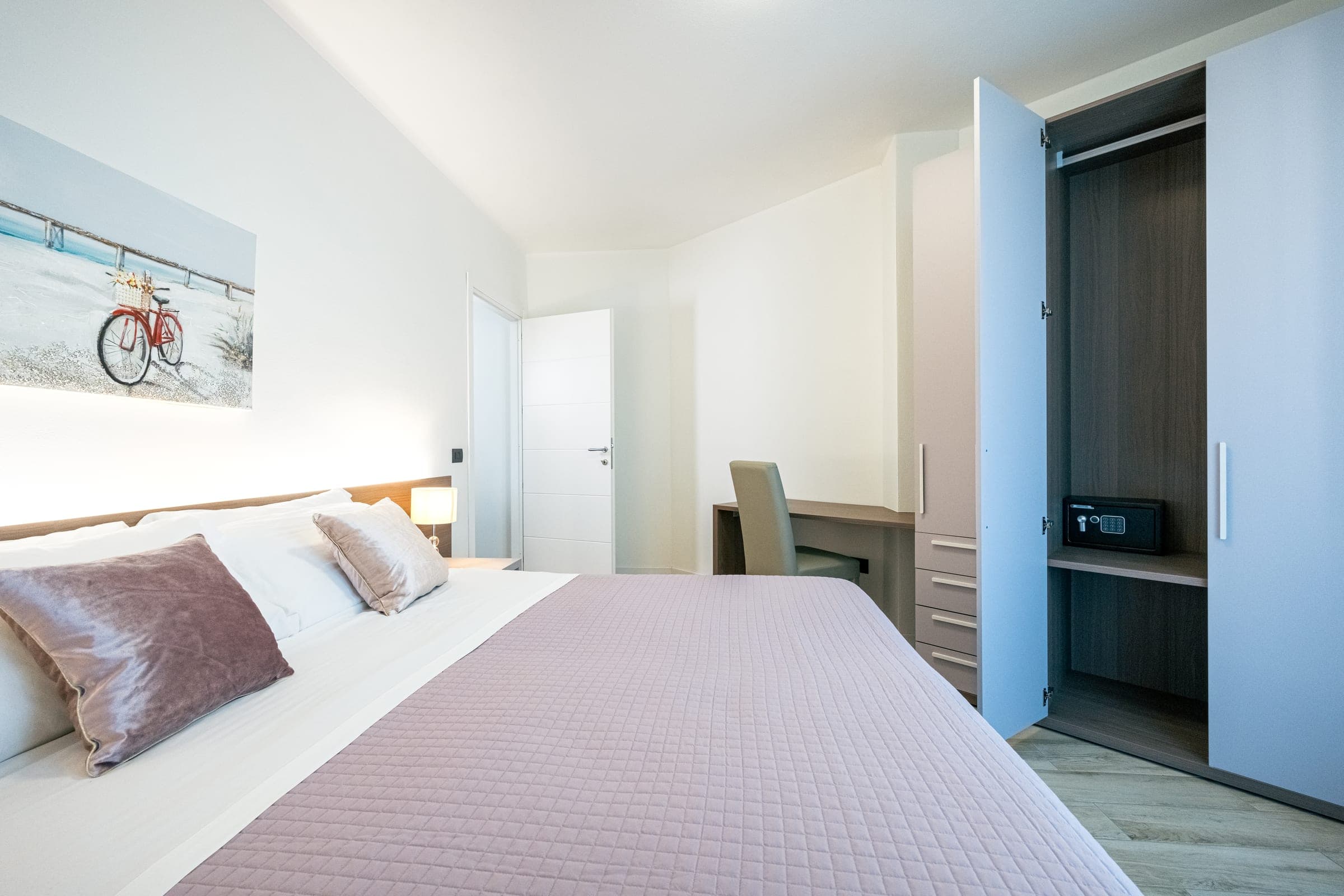 Standard Two-Bedroom thumbnail 18