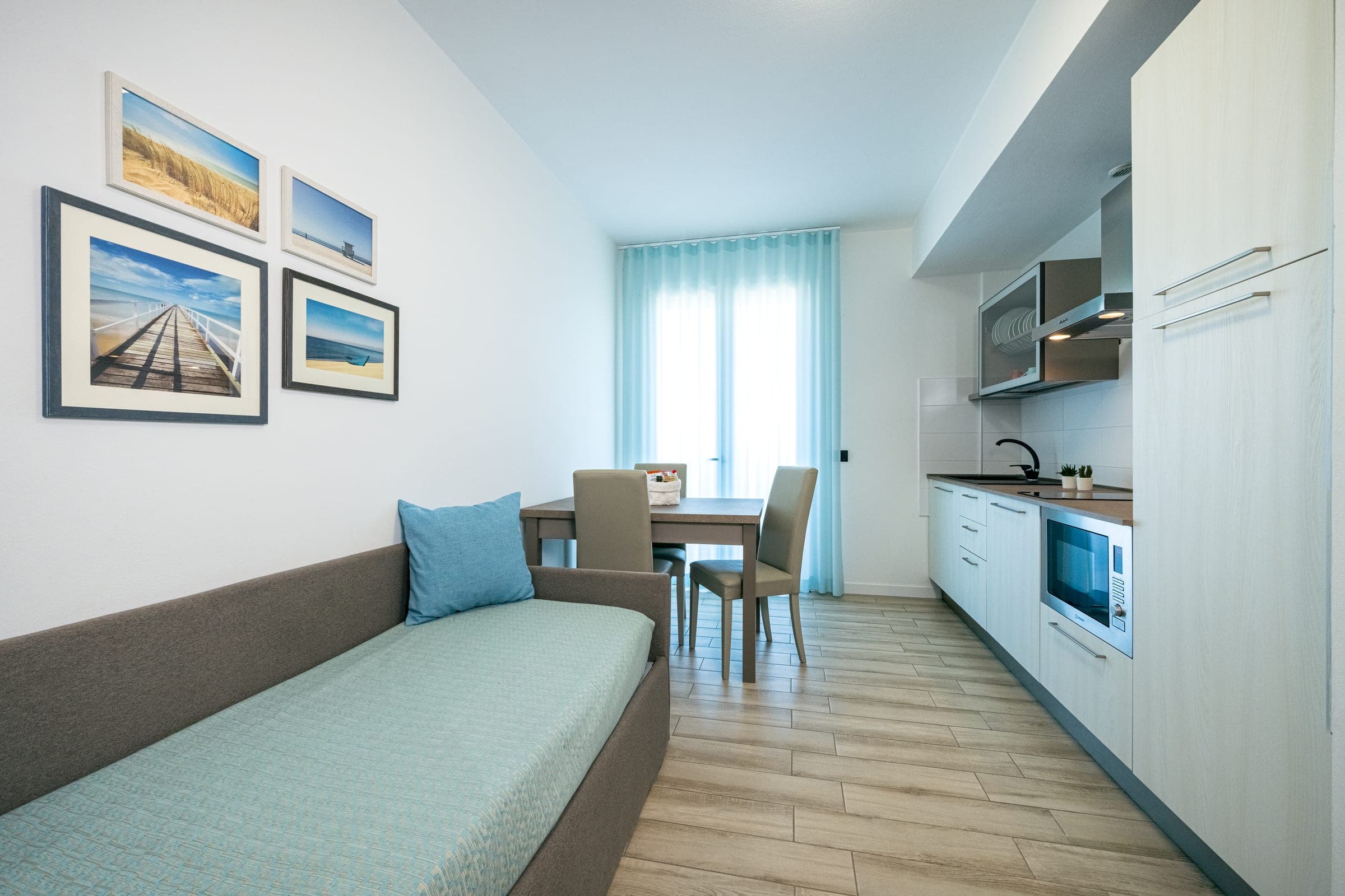Standard Two-Bedroom thumbnail 6