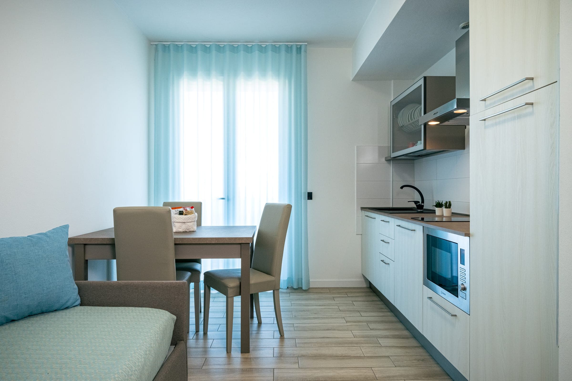Standard Two-Bedroom thumbnail 7