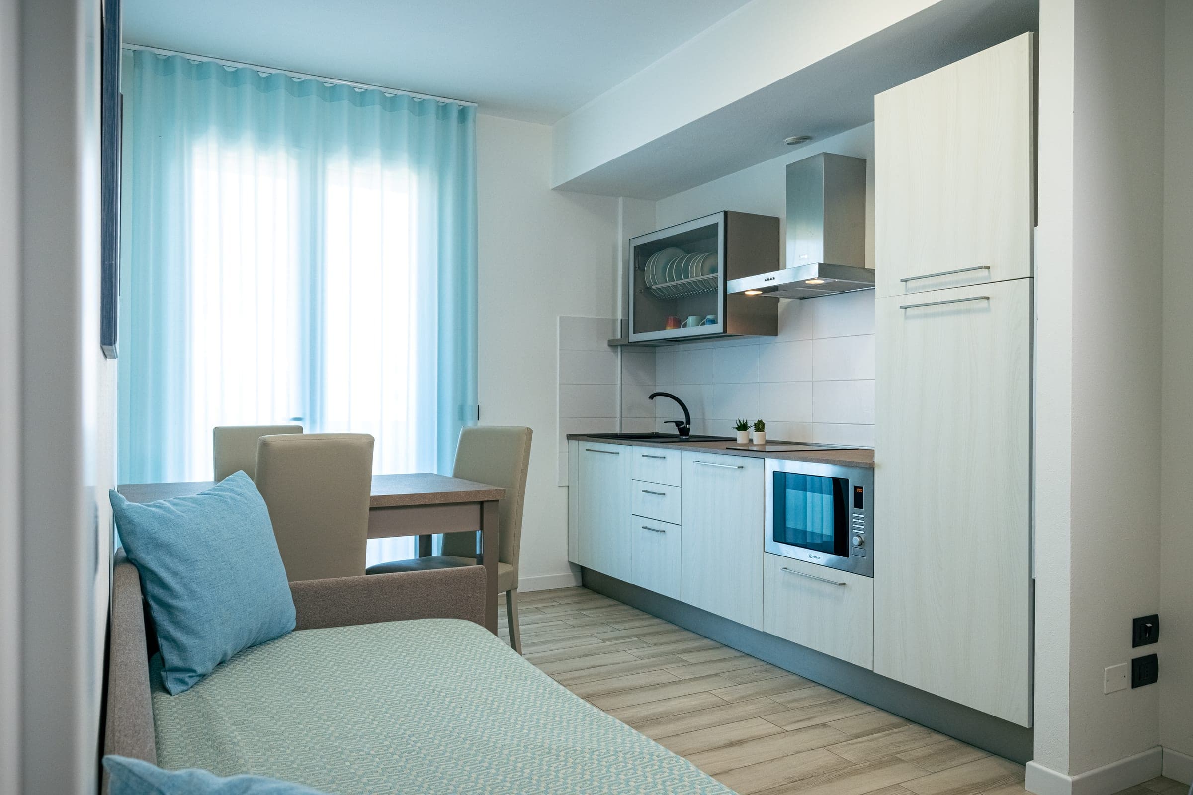 Standard Two-Bedroom thumbnail 9