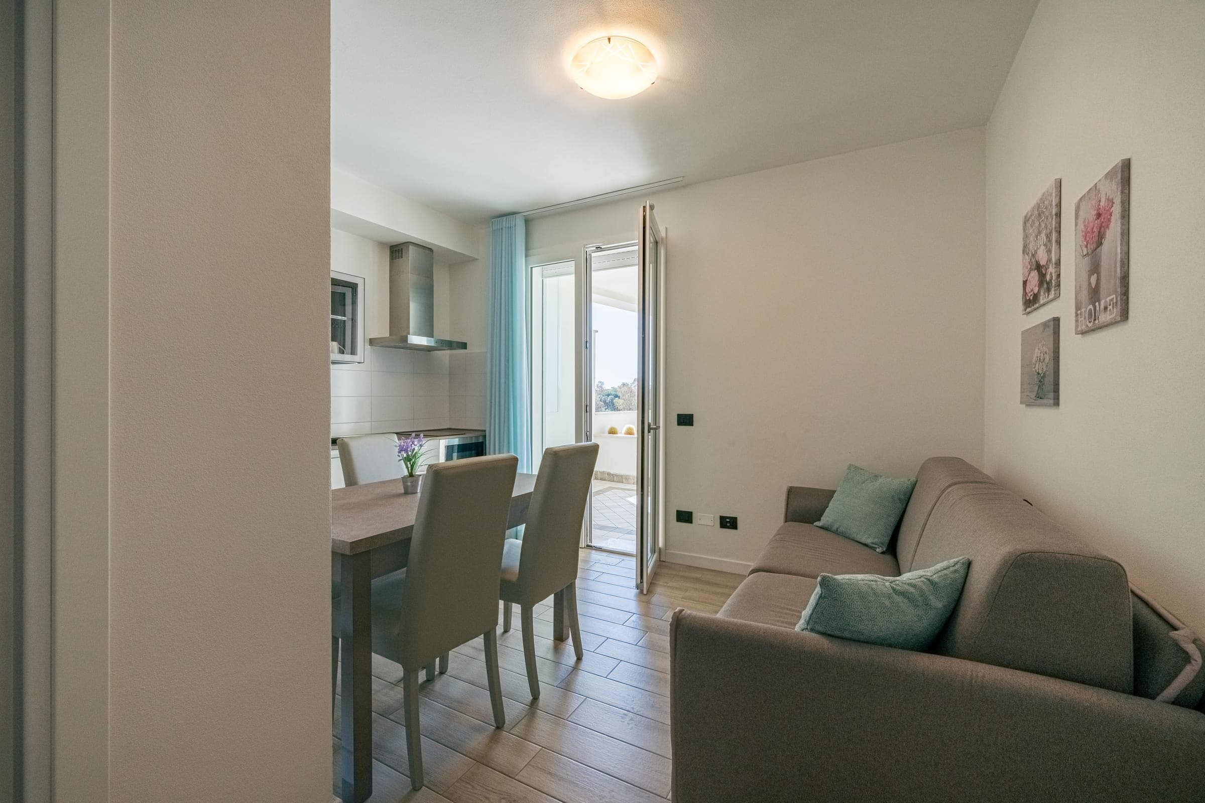 Sea View Two-Bedroom thumbnail 2