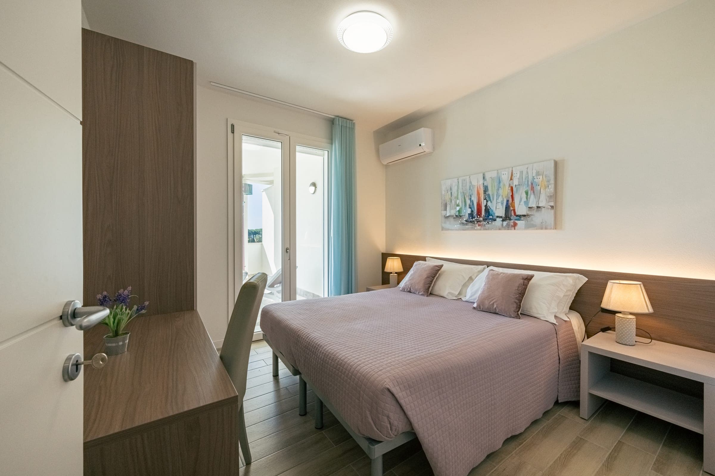 Sea View Two-Bedroom thumbnail 12