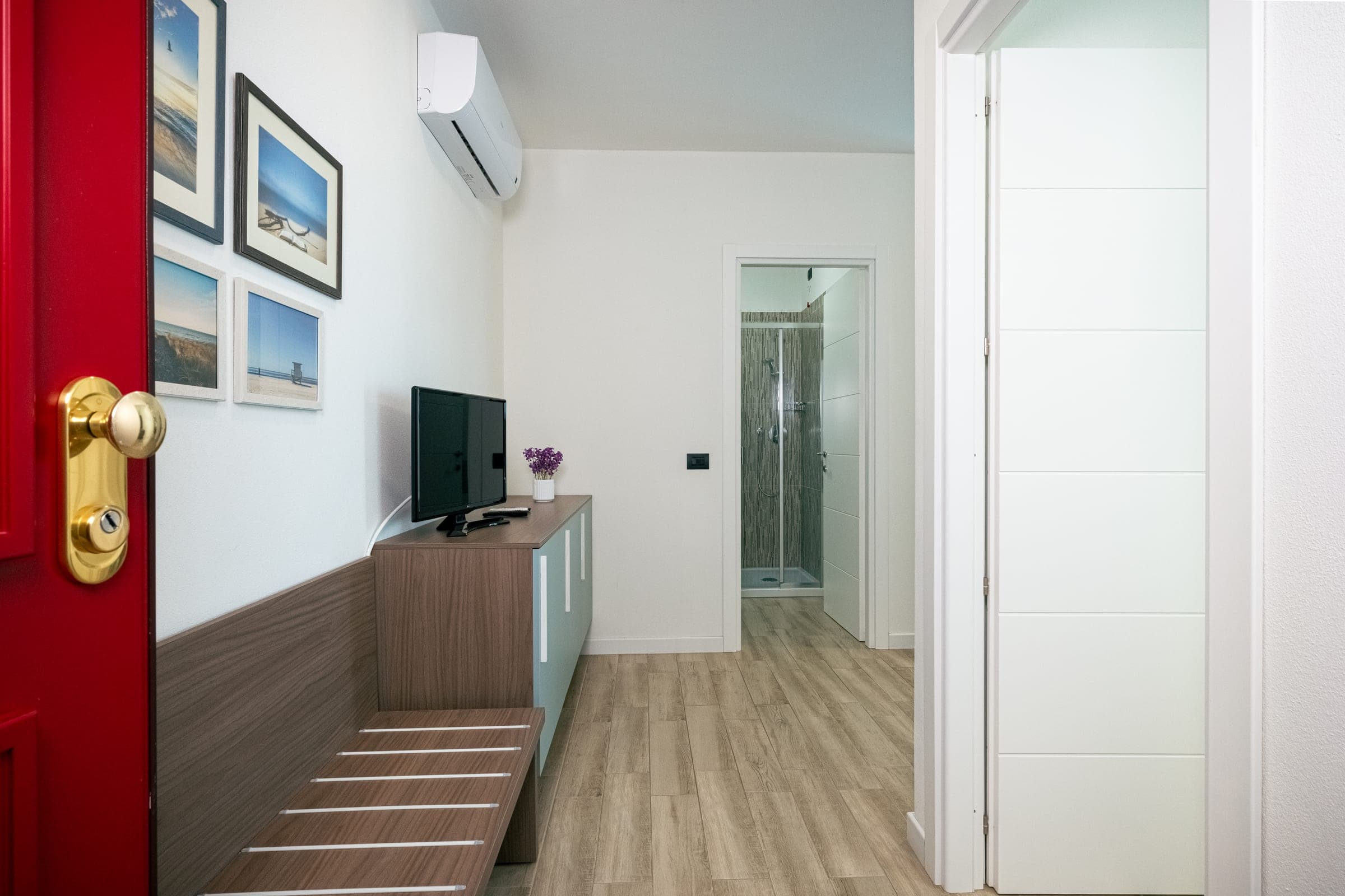 Sea View Two-Bedroom thumbnail 13